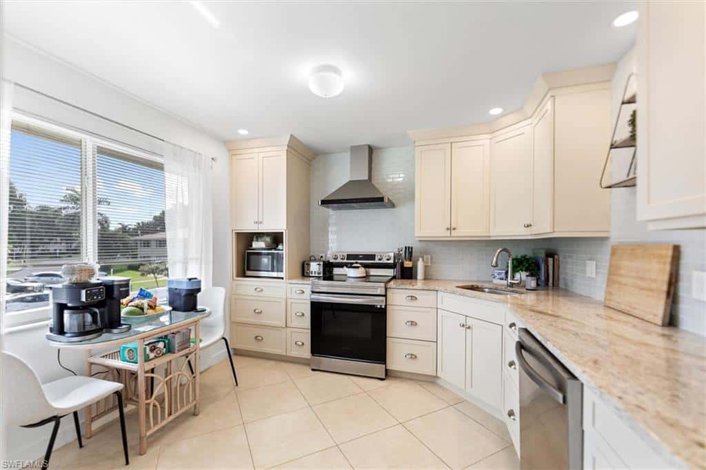 249 Memory Ln #4, Naples, photo 10