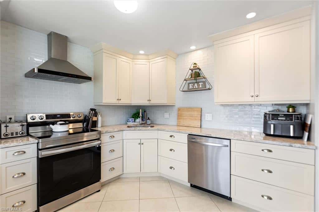 249 Memory Ln #4, Naples, photo 11