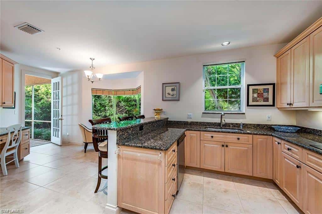 157 Colonade Cir #1002, Naples, photo 4