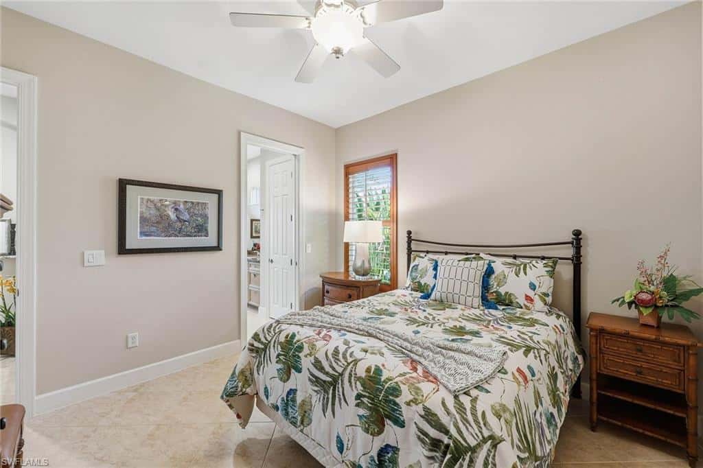 8793 Mustang Island Cir, Naples, photo 28