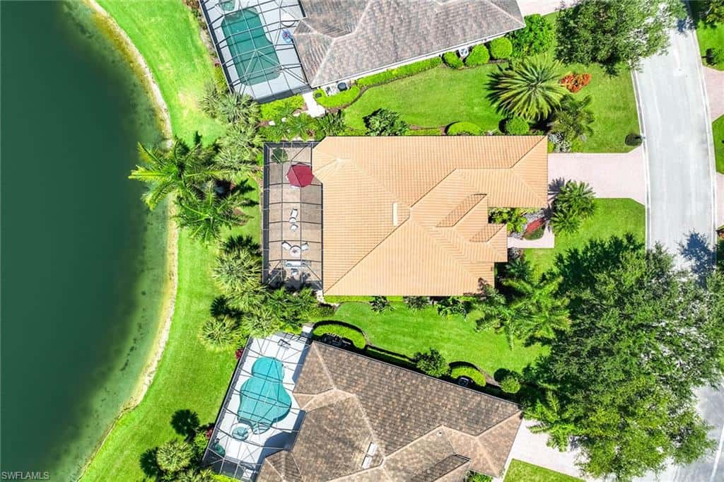 8793 Mustang Island Cir, Naples, photo 41