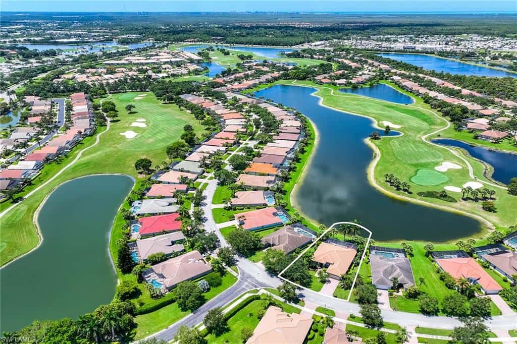 8793 Mustang Island Cir, Naples, photo 45