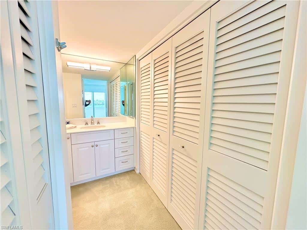3420 Gulf Shore Blvd #43, Naples, photo 12