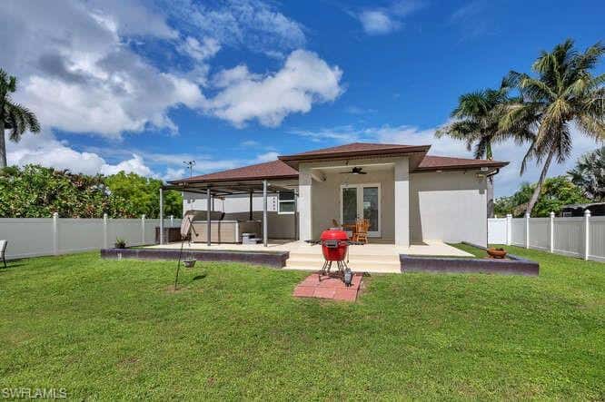3196 Connecticut Ave, Naples, photo 38