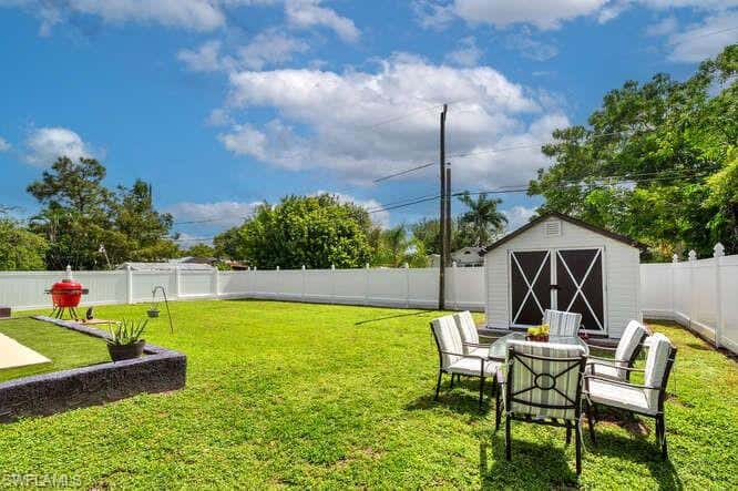 3196 Connecticut Ave, Naples, photo 37
