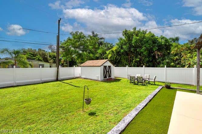 3196 Connecticut Ave, Naples, photo 39