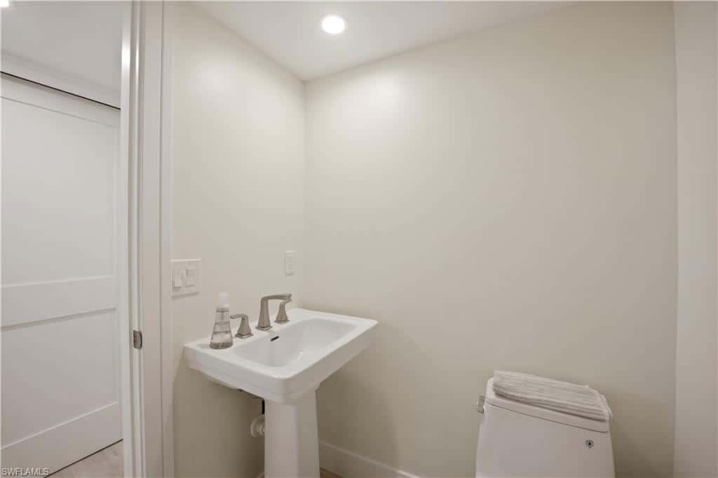 2316 Gulf Shore Blvd #411, Naples, photo 37
