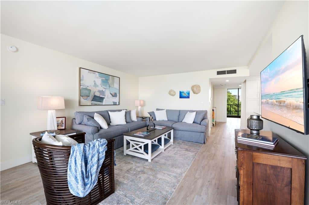 2316 Gulf Shore Blvd #411, Naples, photo 11