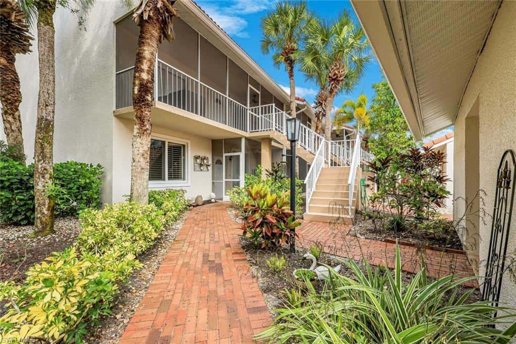 2325 Hidden Lake Dr #1, Naples, photo 27