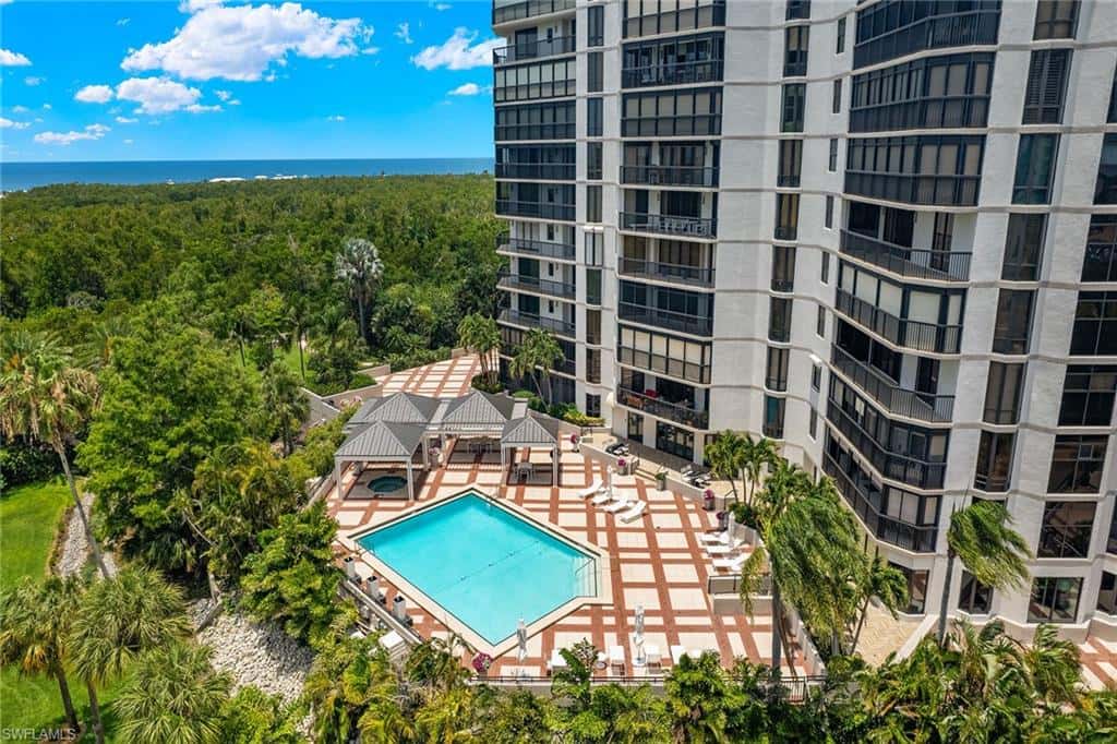 6075 Pelican Bay Blvd #204, Naples, photo 23
