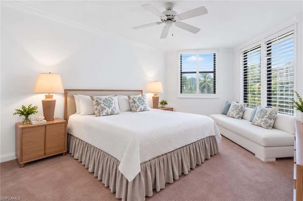 6075 Pelican Bay Blvd #204, Naples, photo 12