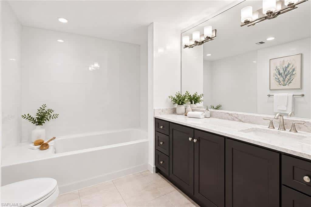 6075 Pelican Bay Blvd #204, Naples, photo 10