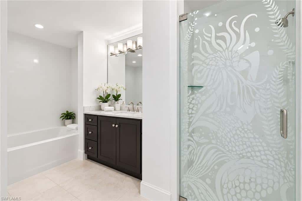 6075 Pelican Bay Blvd #204, Naples, photo 11