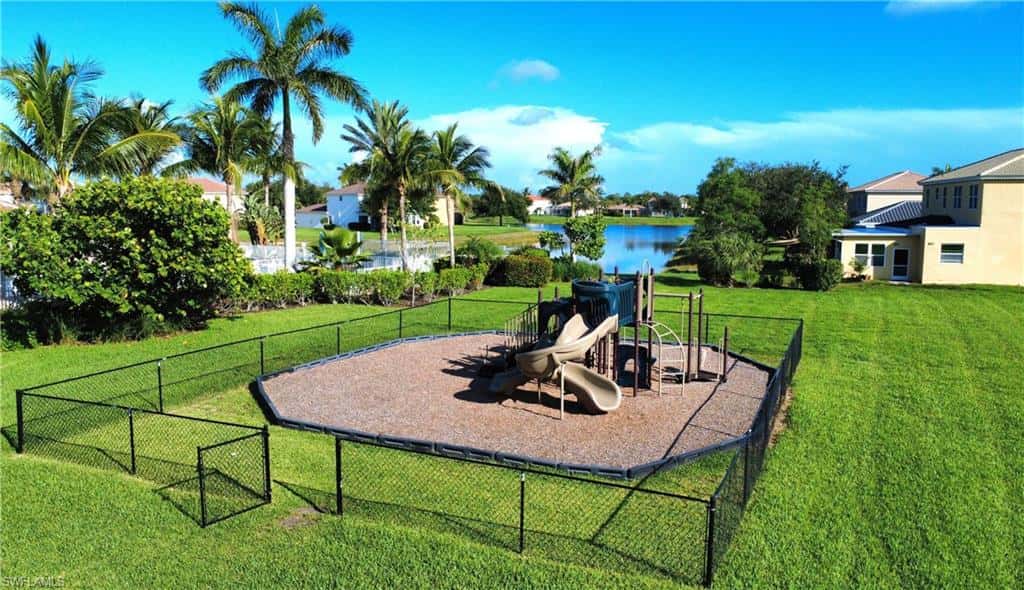 2540 Keystone Lake Dr, Cape Coral, photo 40