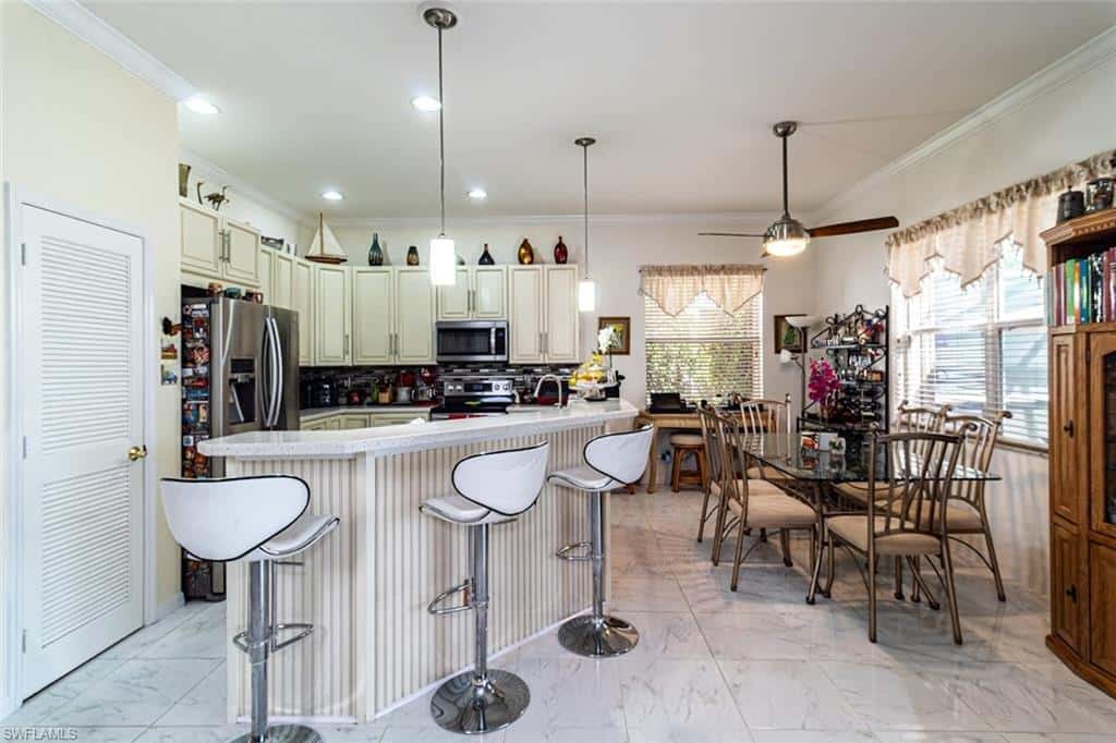 2540 Keystone Lake Dr, Cape Coral, photo 11