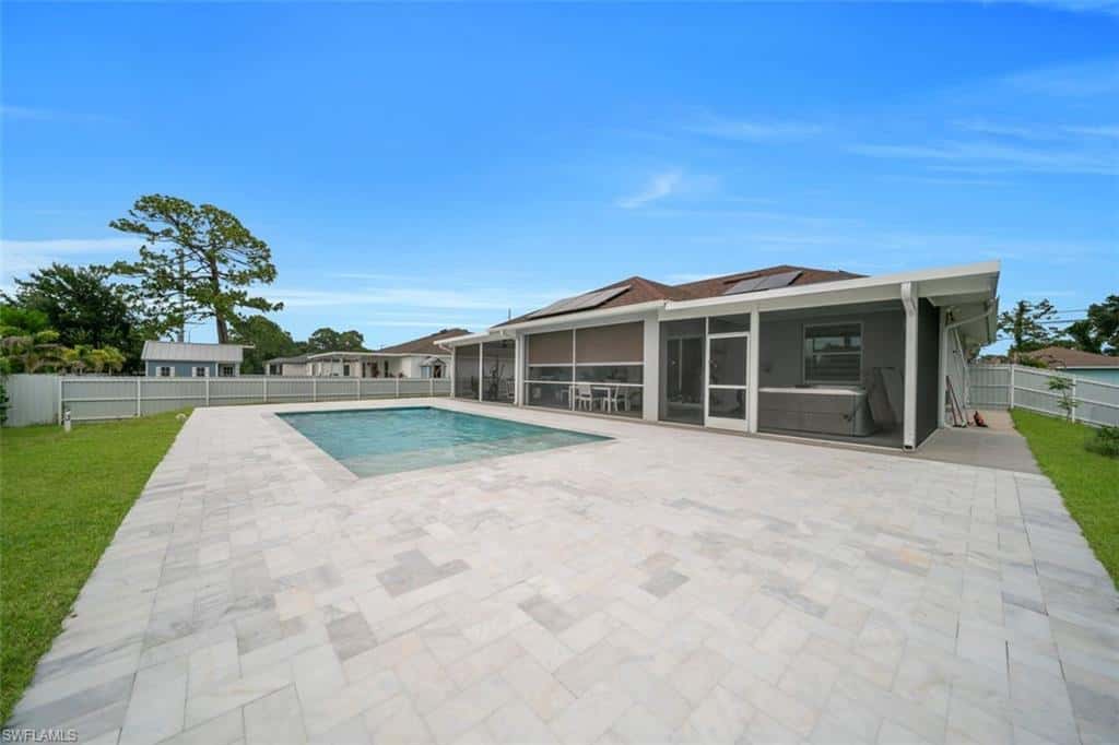 60 Floyd Ave, Lehigh Acres, photo 32