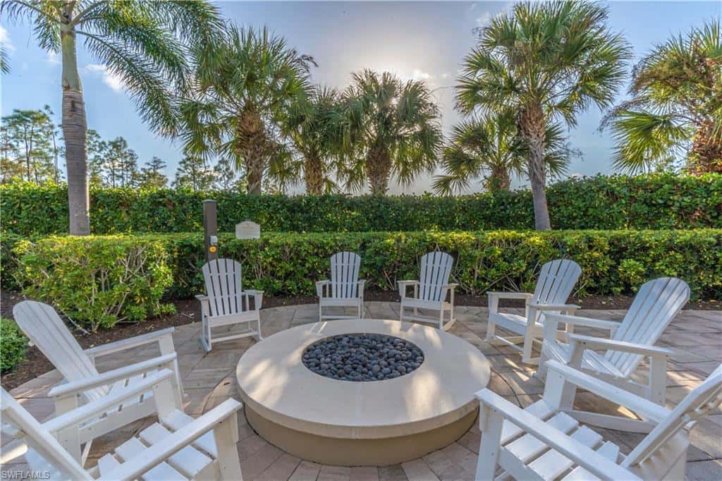 6727 Pennyroyal Dr, Naples, photo 41