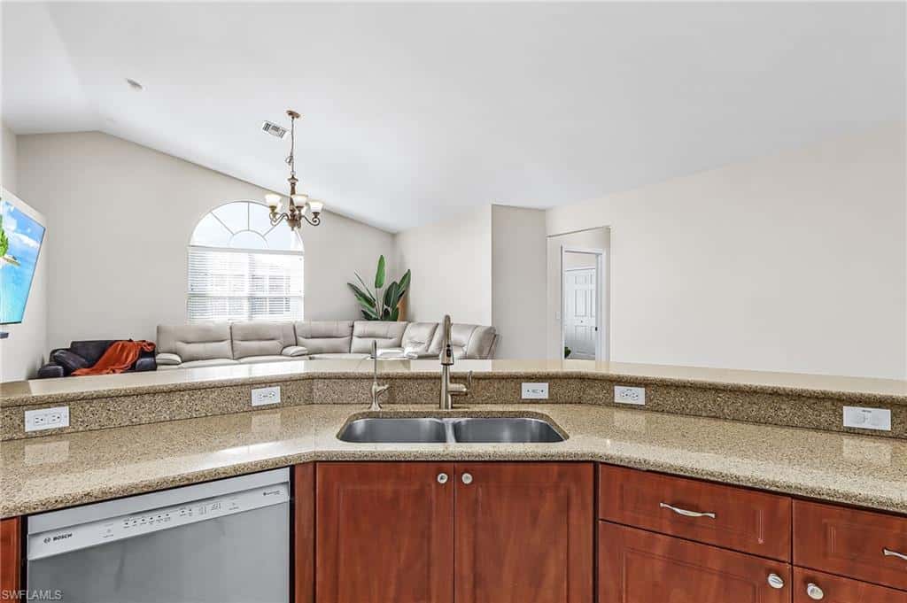 1721 30th Ter, Cape Coral, photo 17