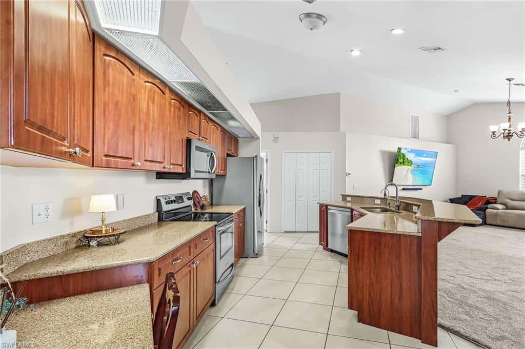 1721 30th Ter, Cape Coral, photo 16