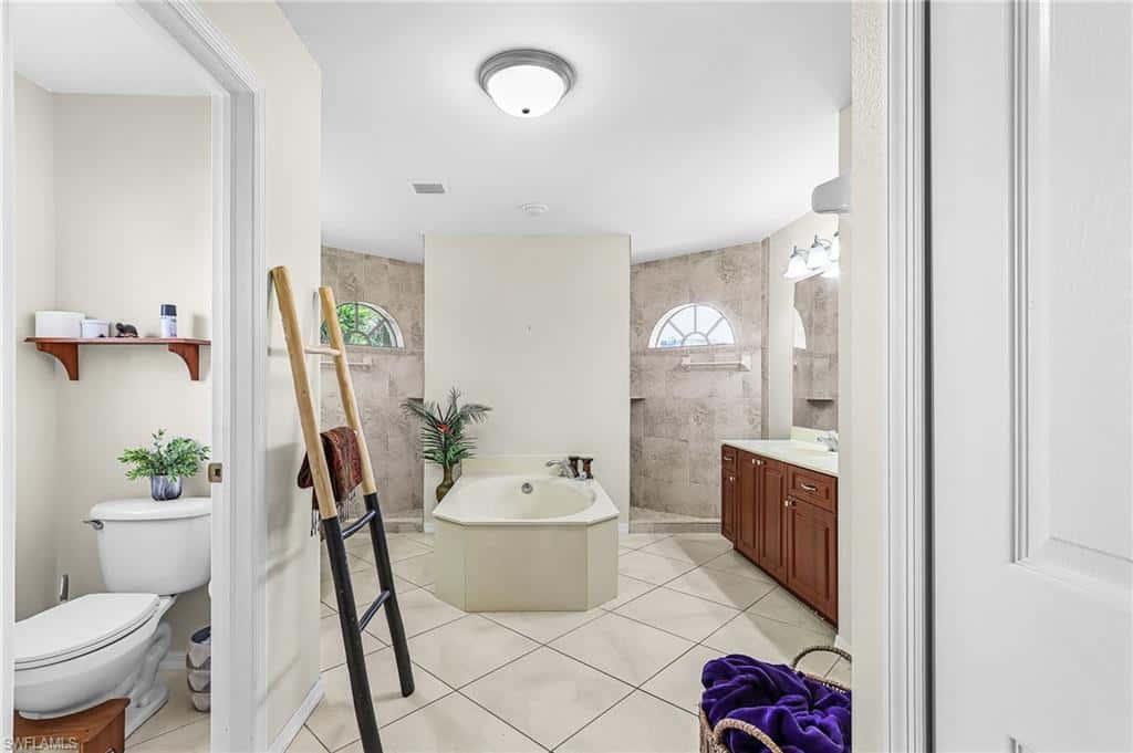 1721 30th Ter, Cape Coral, photo 11