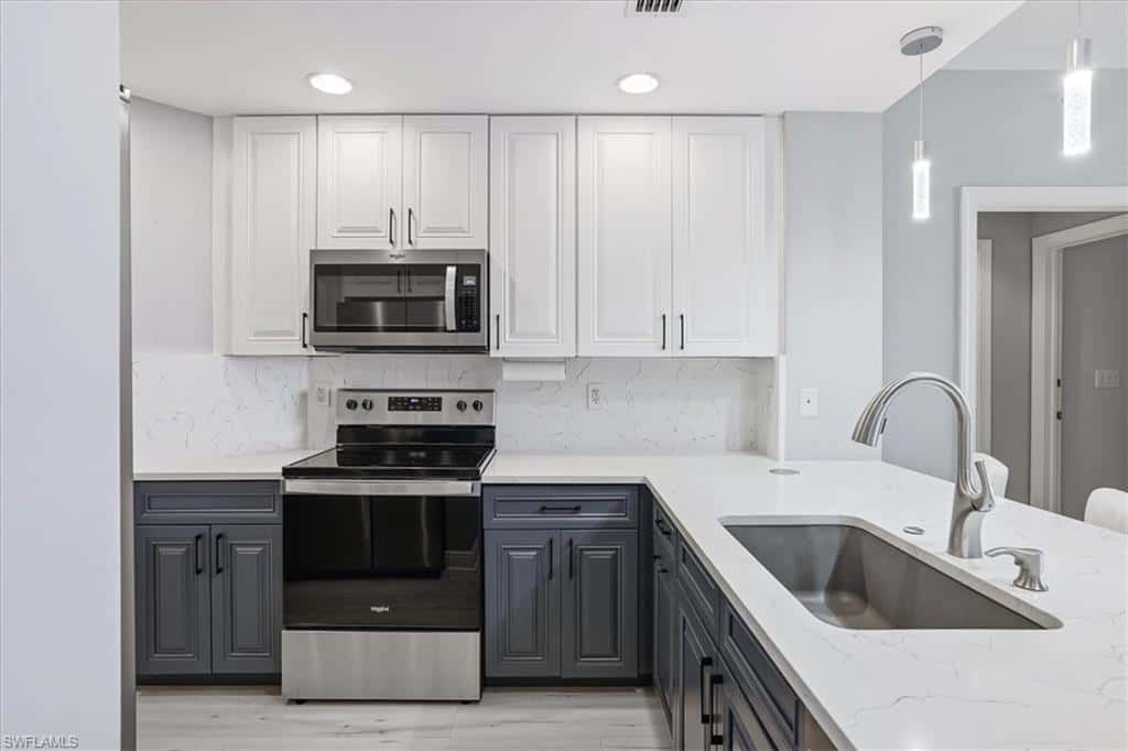 5781 Cape Harbour Dr #906, Cape Coral, photo 7