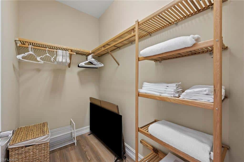 2809 Tiburon Blvd #2-101, Naples, photo 21