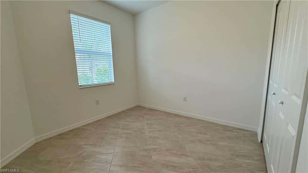 2066 Tamarron Ln, Naples, photo 14