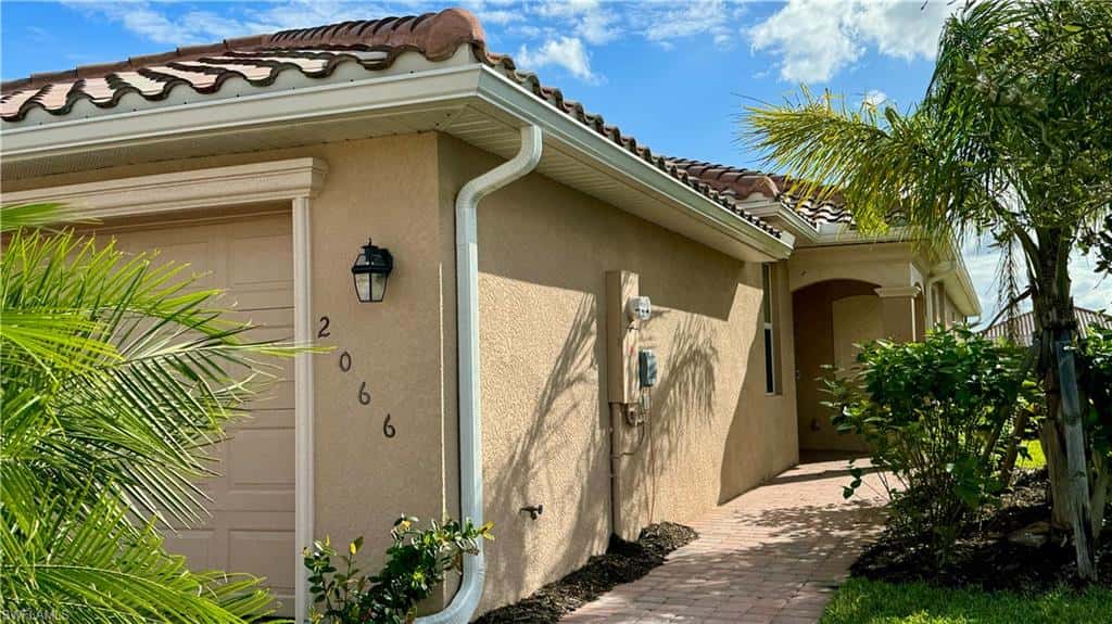 2066 Tamarron Ln, Naples, photo 4