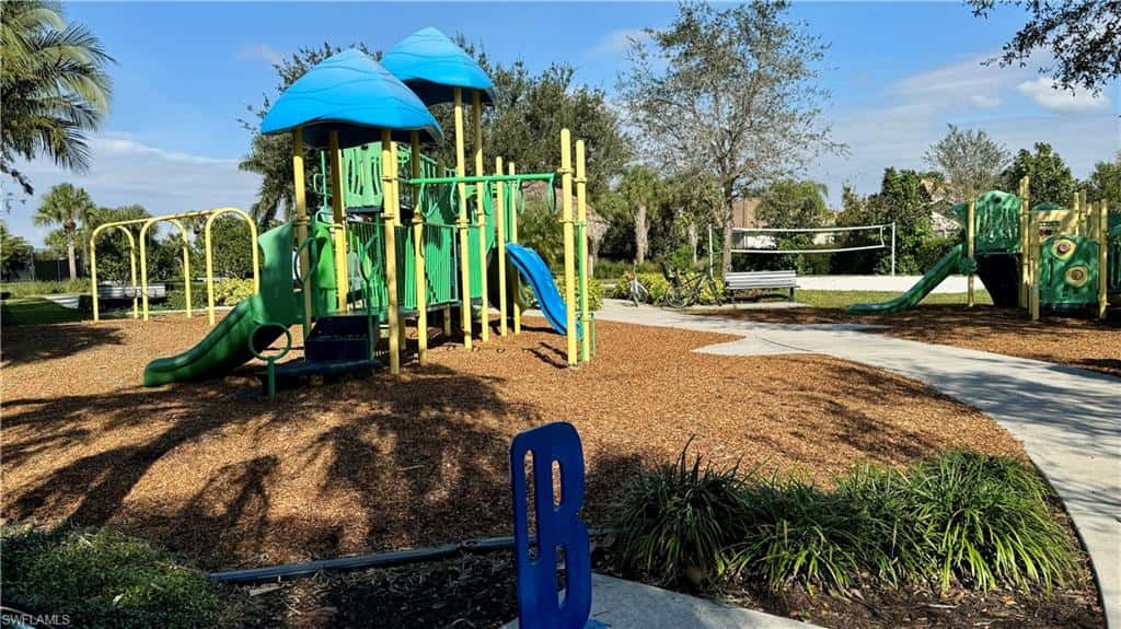 2066 Tamarron Ln, Naples, photo 25