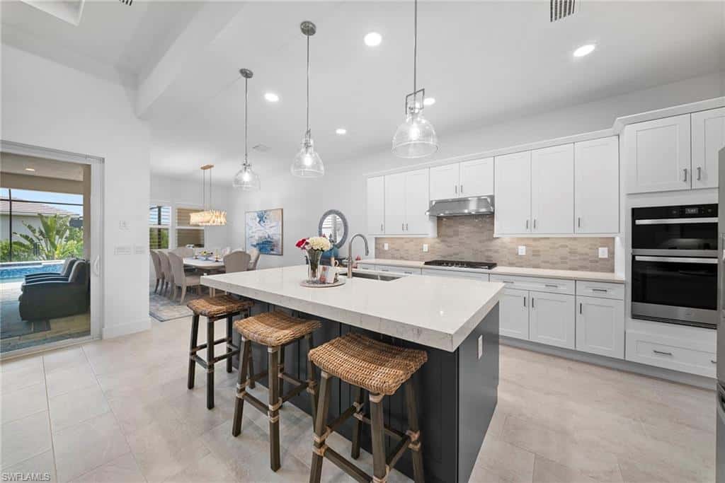 9088 Wisteria Way, Naples, photo 6