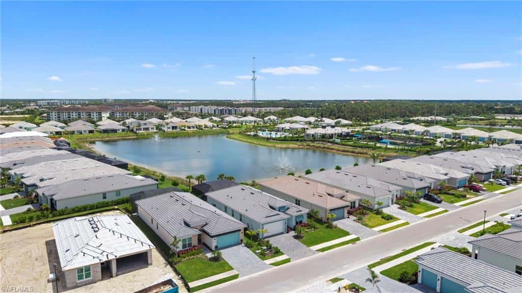 9088 Wisteria Way, Naples, photo 36