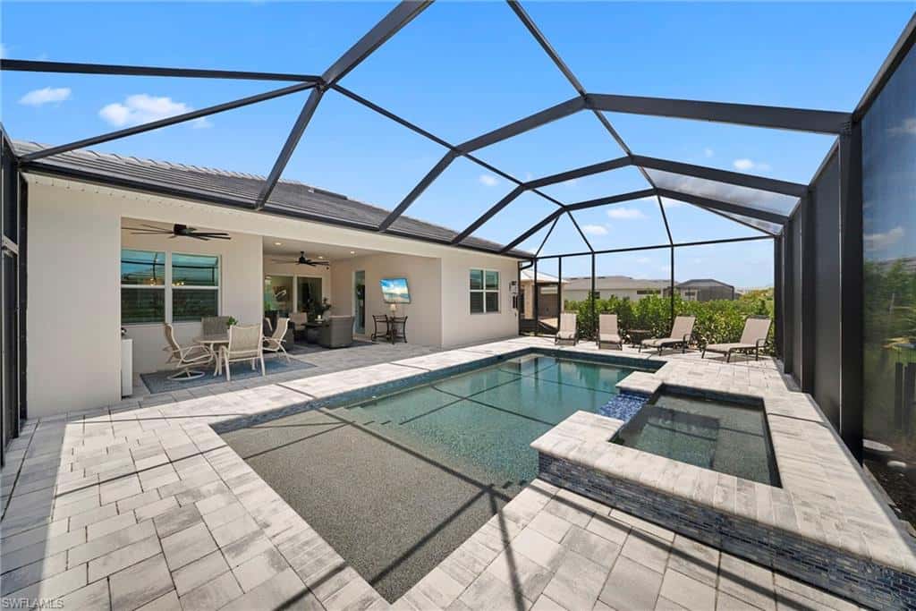 9088 Wisteria Way, Naples, photo 35