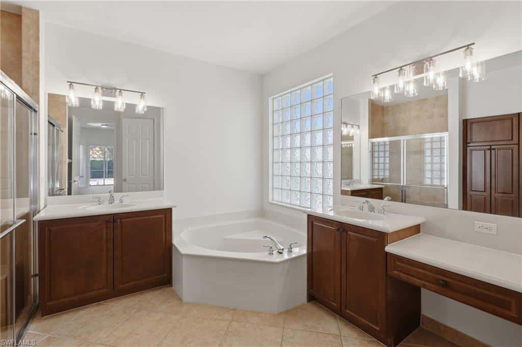 2009 Isla De Palma Cir, Naples, photo 17