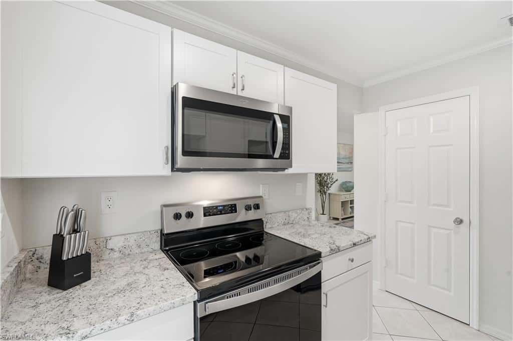 1281 Solana Rd, Naples, photo 10