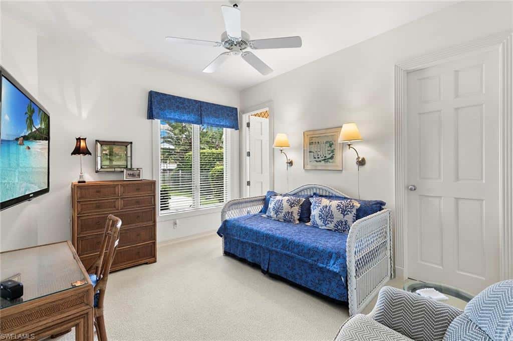 6991 Greentree Dr, Naples, photo 31