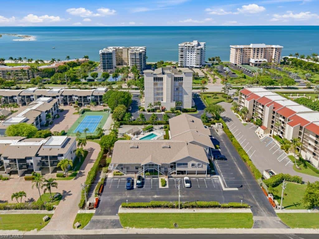 1060 Swallow Ave #107, Marco Island, photo 27