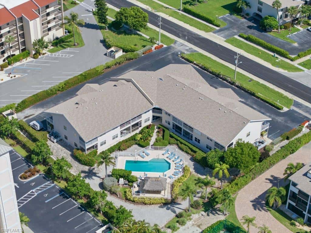 1060 Swallow Ave #107, Marco Island, photo 32