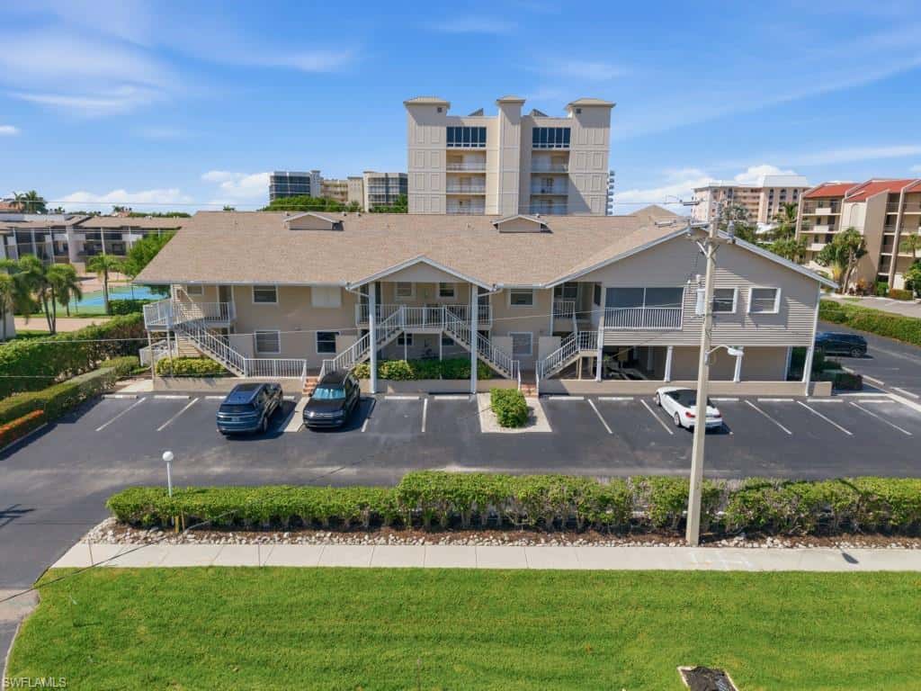 1060 Swallow Ave #107, Marco Island, photo 35