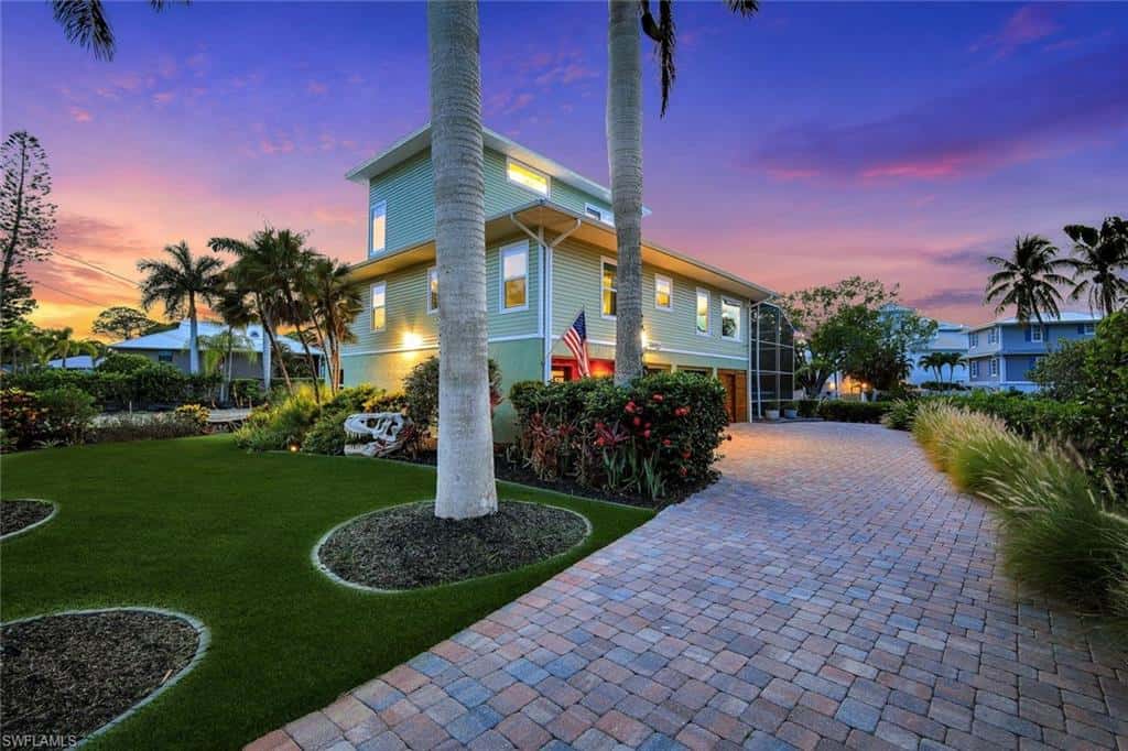 3858 Riviera Cir, Bonita Springs, photo 5
