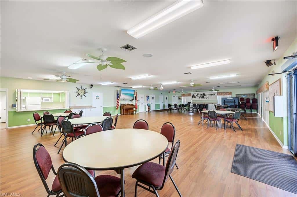 148 Seven Seas Way, Naples, photo 37