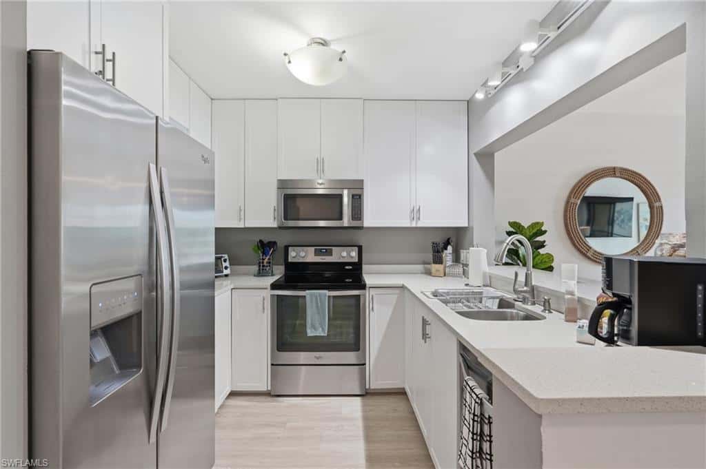 803 River Point Dr #107b, Naples, photo 4