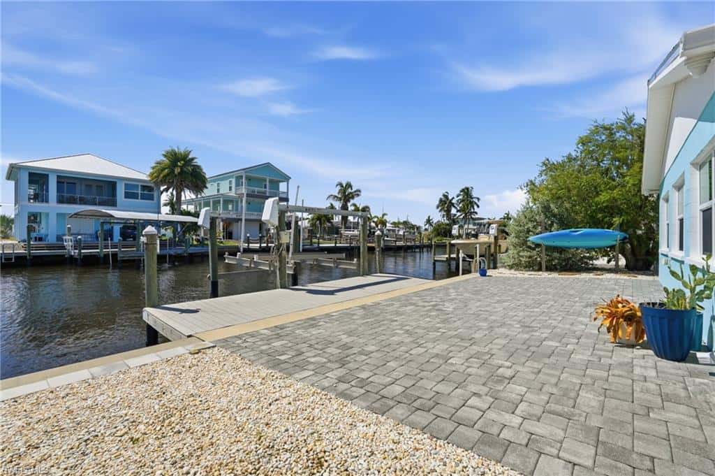 2691 Geary St, Matlacha, photo 17