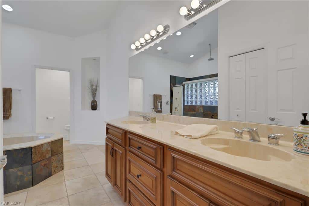 1330 11th St, Naples, photo 22