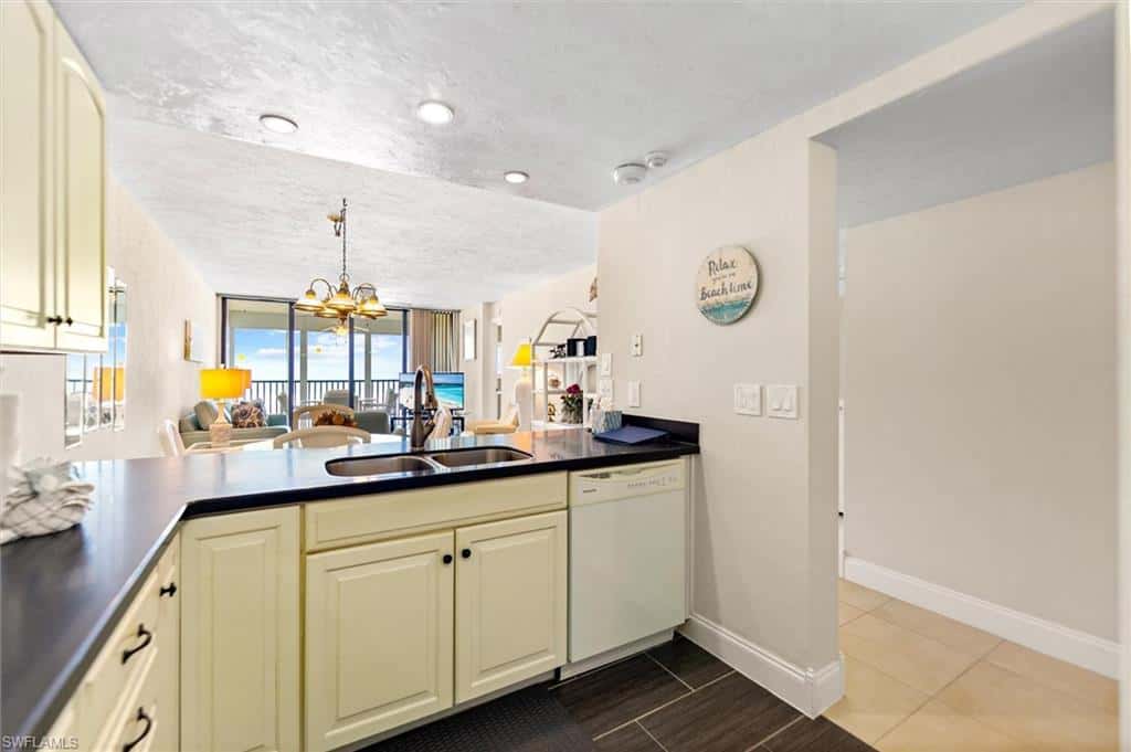 6400 Estero Blvd #301, Fort Myers Beach, photo 9