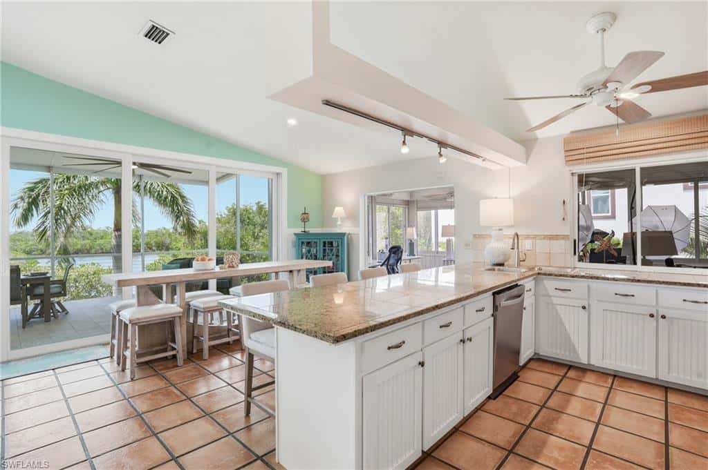 21560 Widgeon Ter, Fort Myers Beach, photo 17