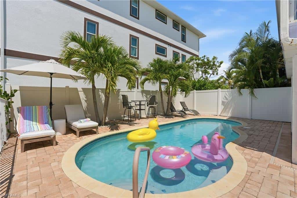 21560 Widgeon Ter, Fort Myers Beach, photo 41