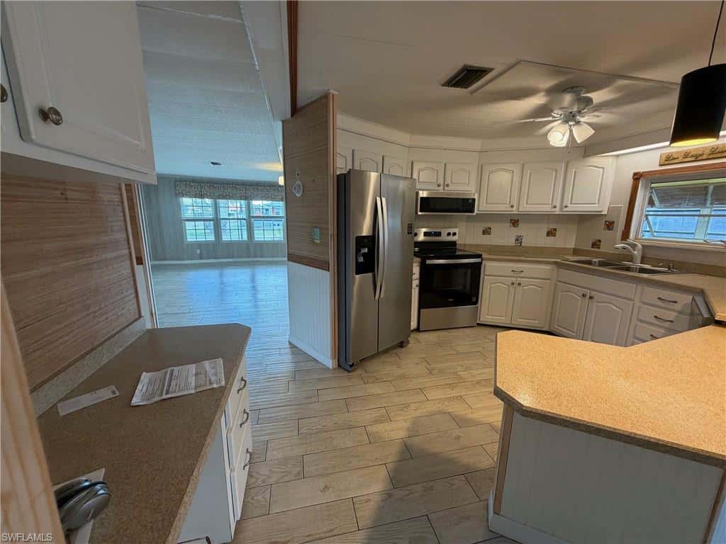 26305 Colony Rd, Bonita Springs, photo 4