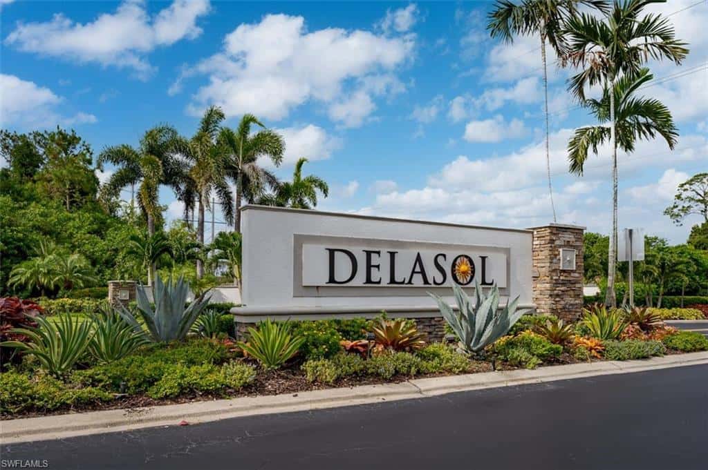 15821 Delaplata Ln, Naples, photo 32