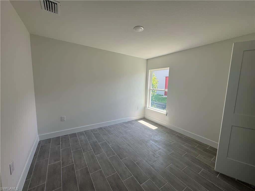302 1st Ter, Cape Coral, photo 20