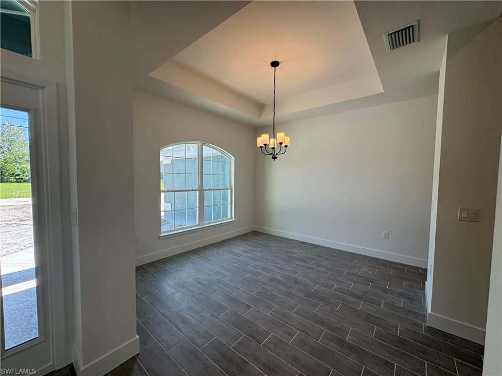 302 1st Ter, Cape Coral, photo 10